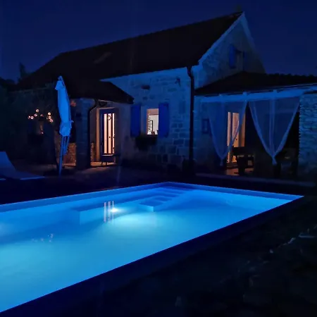 Holiday Home Toma Holiday home Puljane