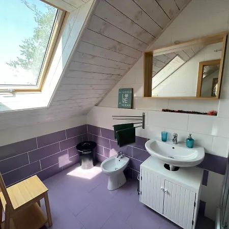 Holiday Home Toma * Puljane