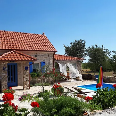 Holiday Home Toma Holiday home Puljane